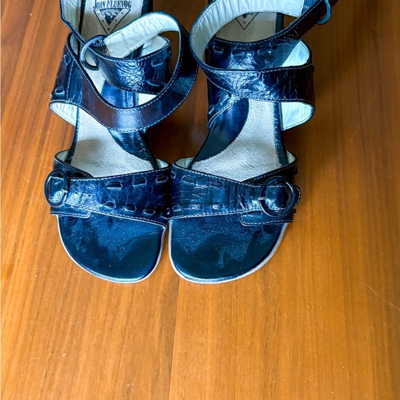 John Fluevog black Operetta Faustina women's size 7 strappy sandal - Picture 1 of 10